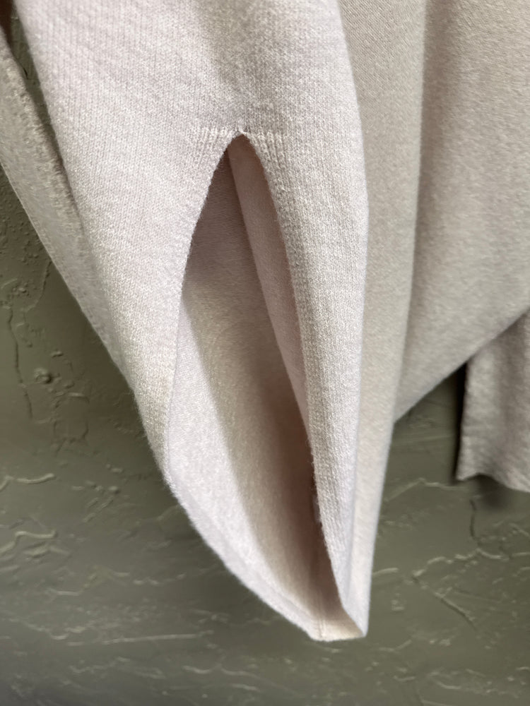 JAKI LONDON ASYMMETRIC DRAPED SWEATER (org$238)