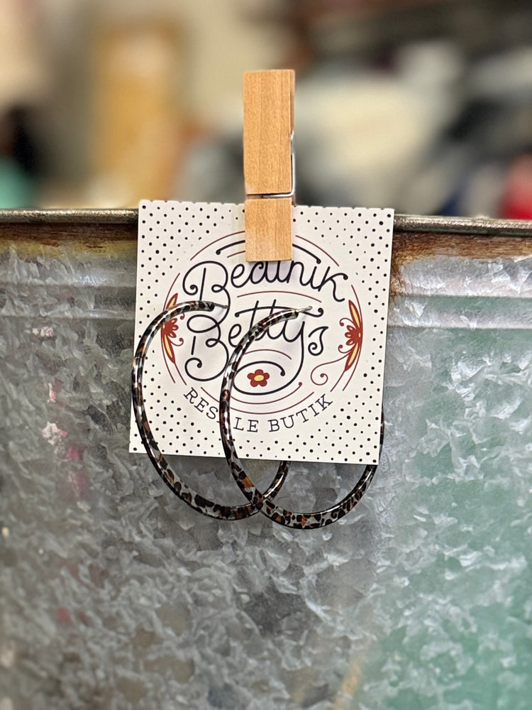ANIMAL PRINT HOOPS