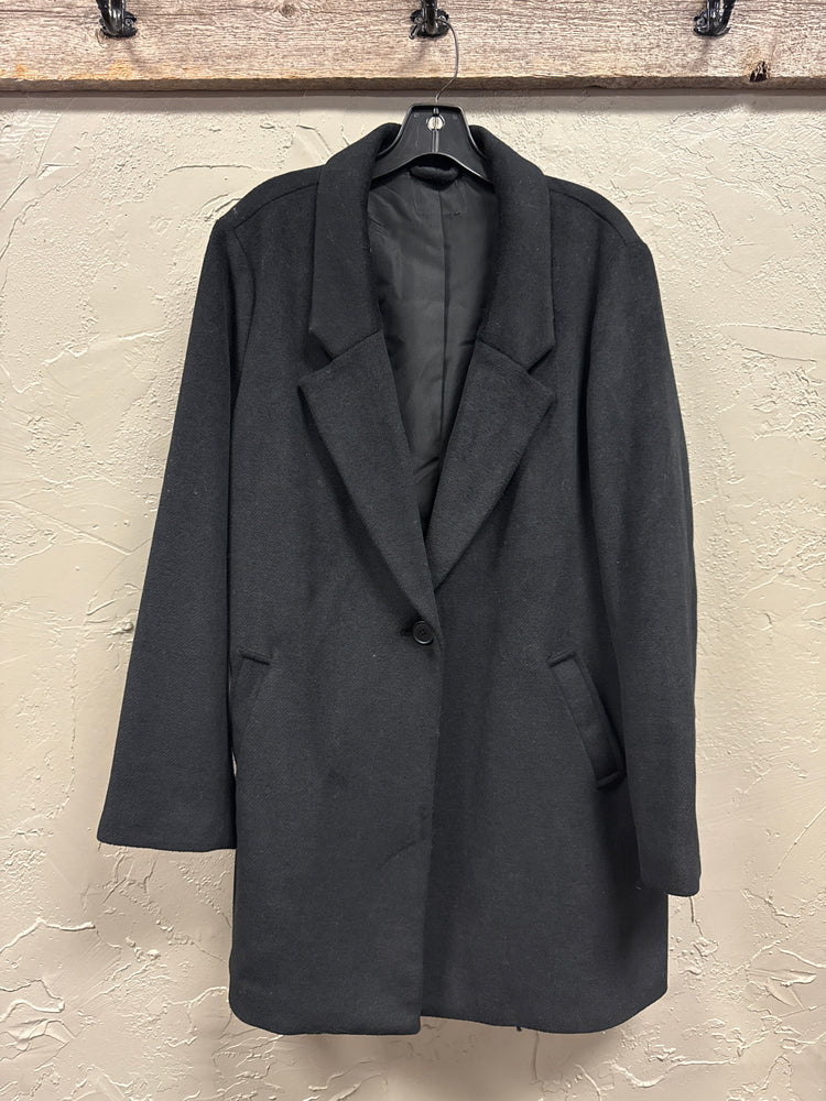 NWOT SINGLE BUTTON CAR COAT