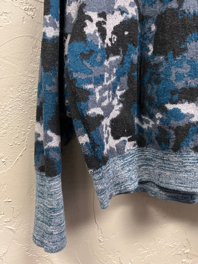 MYSTREE CAMO INSPIRED PULLOVER