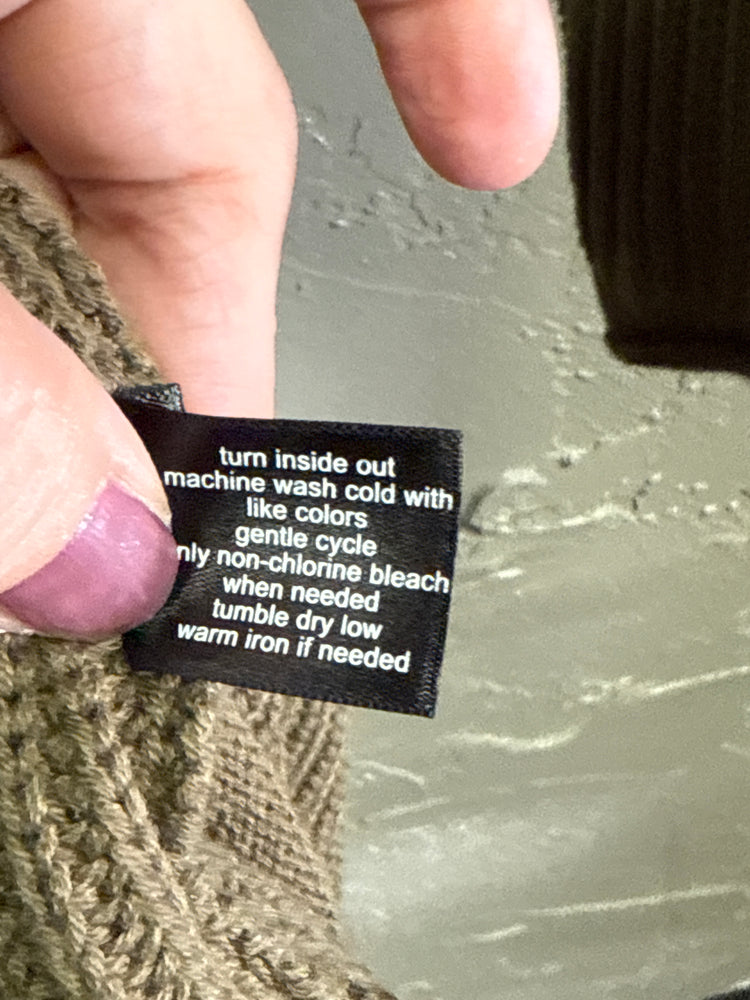 NWT LANE BRYANT LACE V SWEATER (org$60)