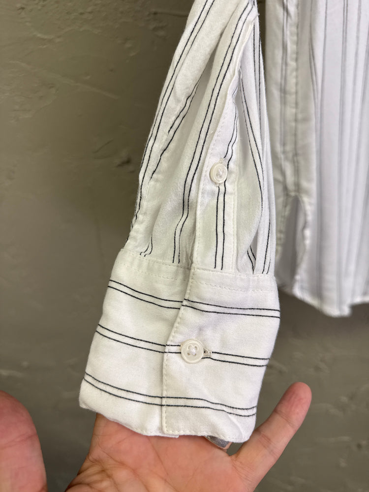 BANANA REPUBLIC BUTTON UP