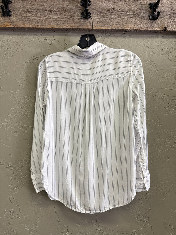 BANANA REPUBLIC BUTTON UP
