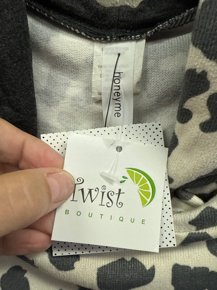 NWT HONEYME SPOTTED HOODIE (org$49)