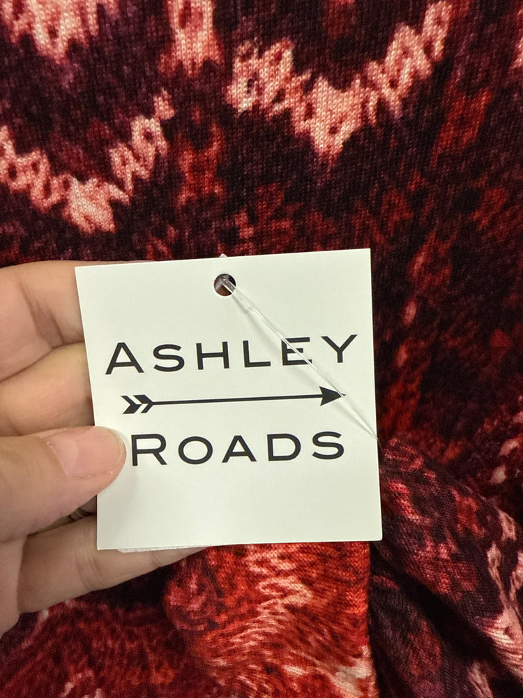 NWT HAPTICS PRINT T-NECK