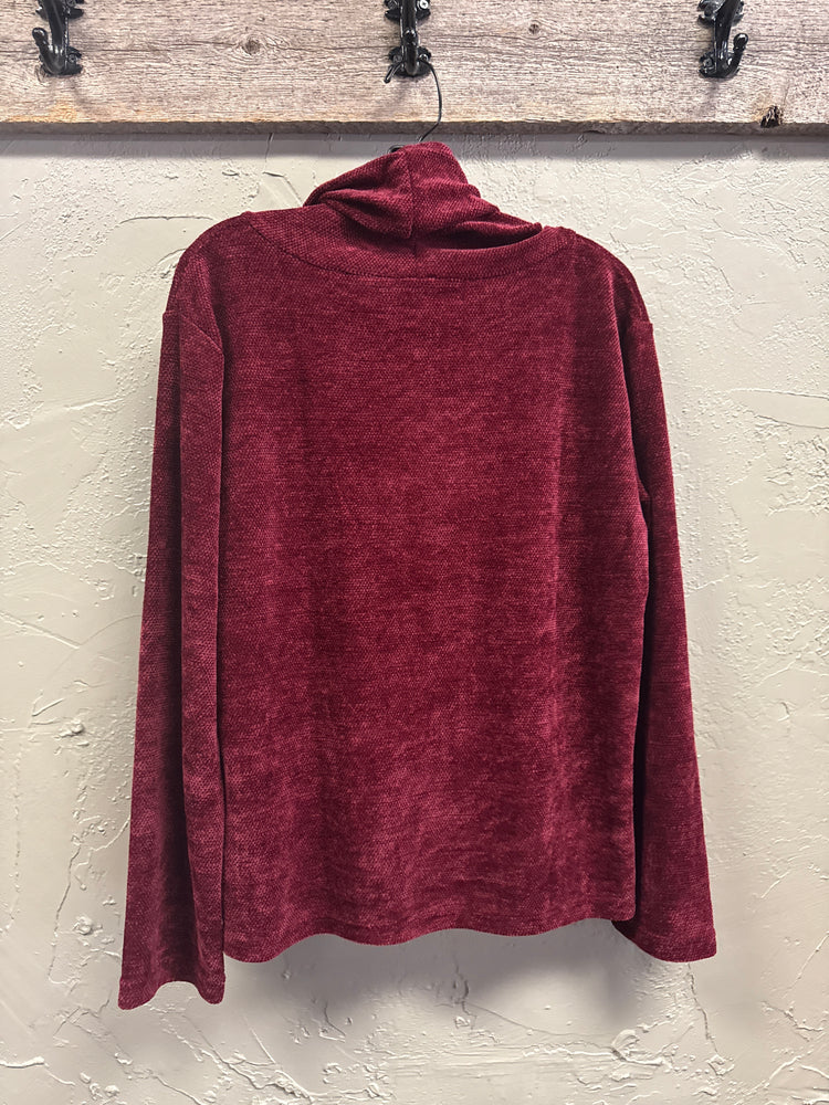NWOT OSO CASUALS CHENILLE PULLOVER