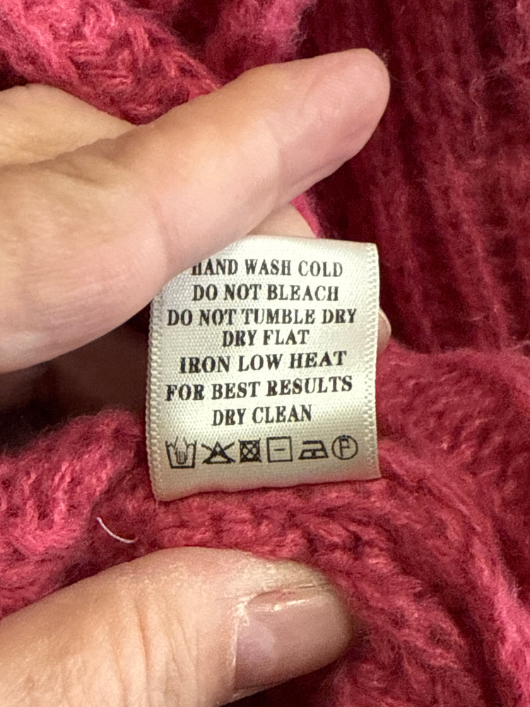 NWT NEW IN CROP SWEATER