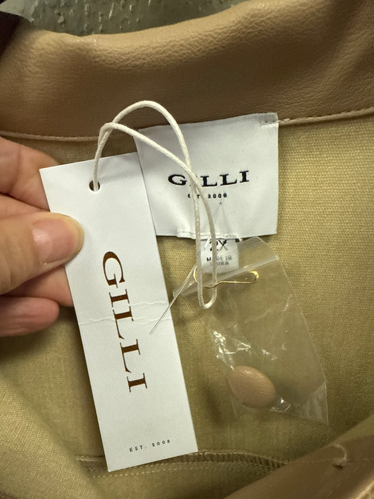 NWT GILLI VEGAN LEATHER SHACKET