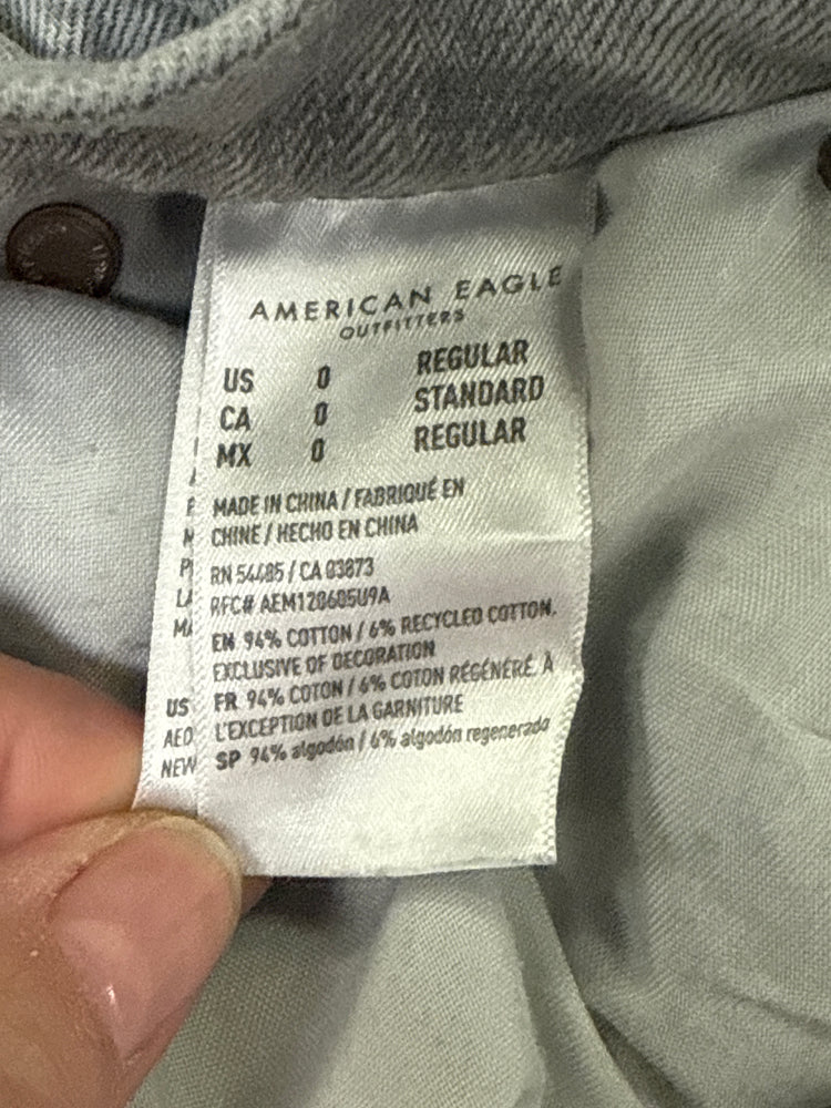 AMERICAN EAGLE 90's STRAIGHT JEAN