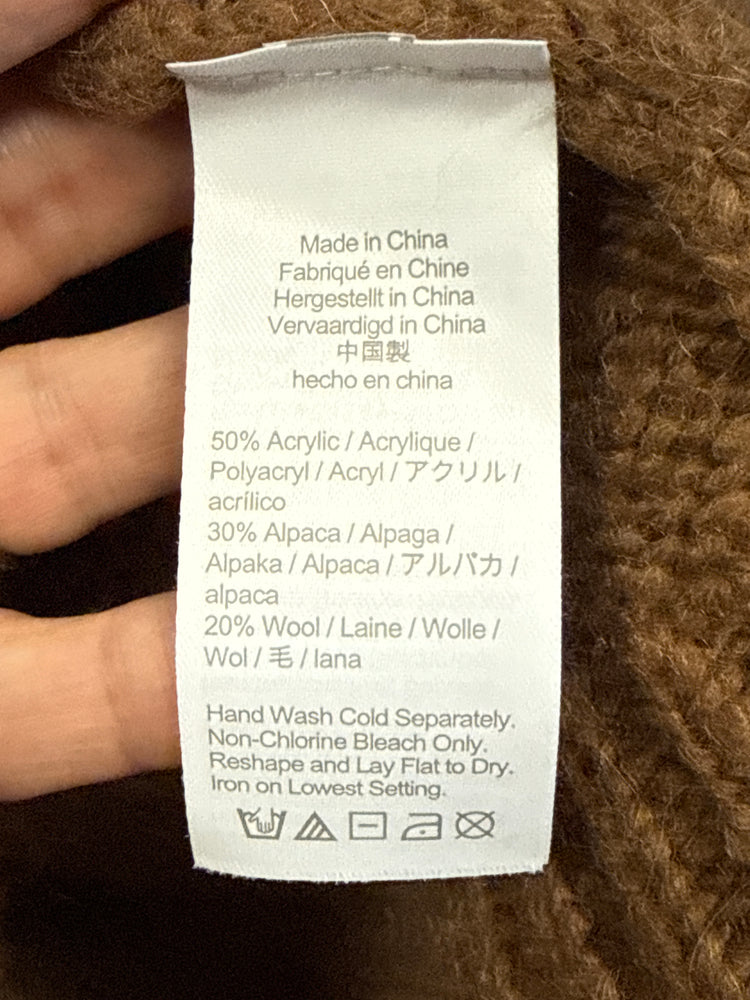 NWT J CREW BUTTON SHOULDER SWEATER