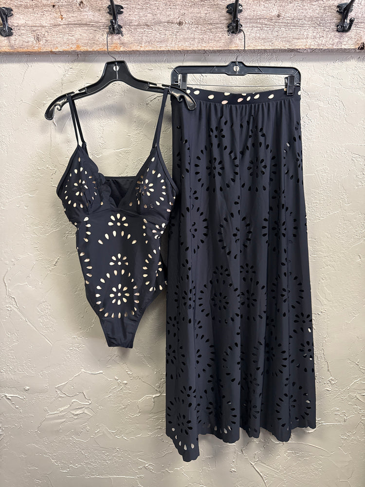 *NWOT SWIMSUIT/SKIRT SET