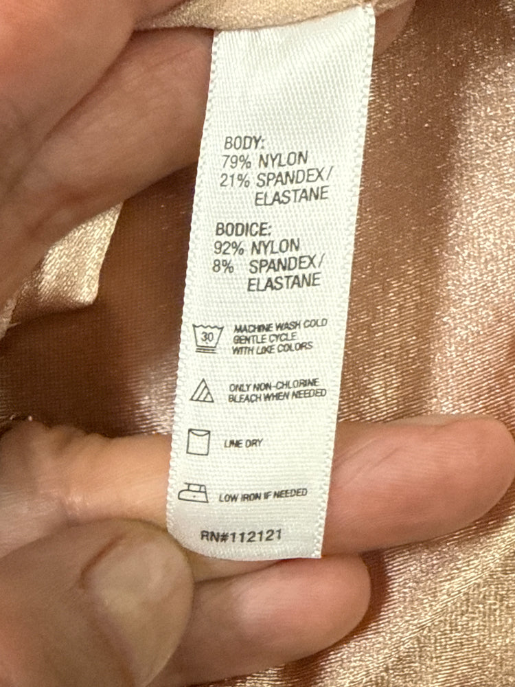 NWT SPANX STRAPLESS SLIP (org$98)