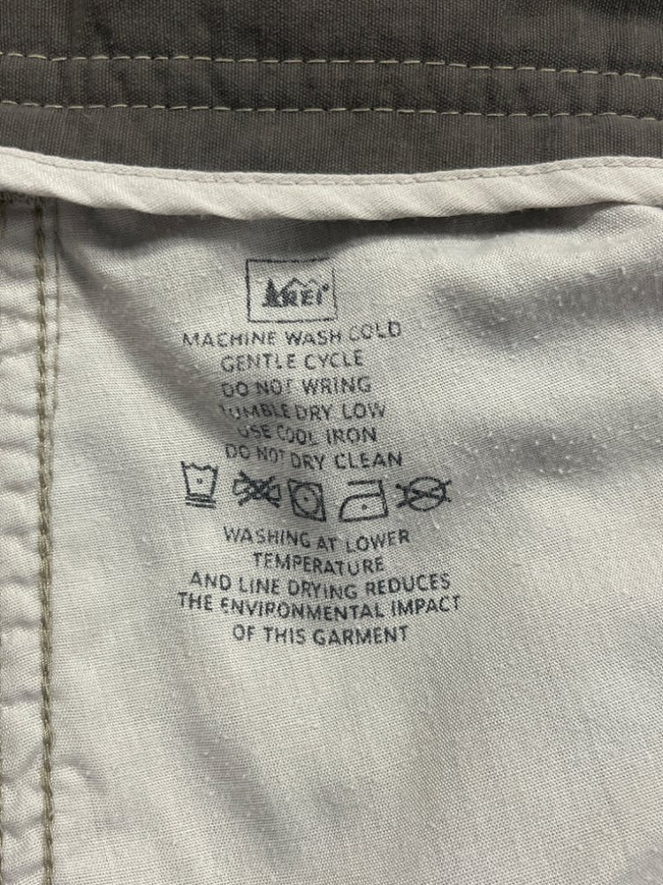 575610