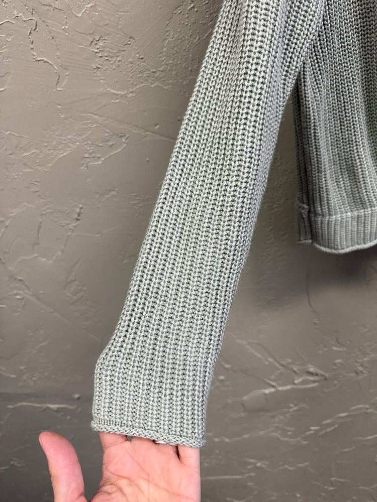 591687