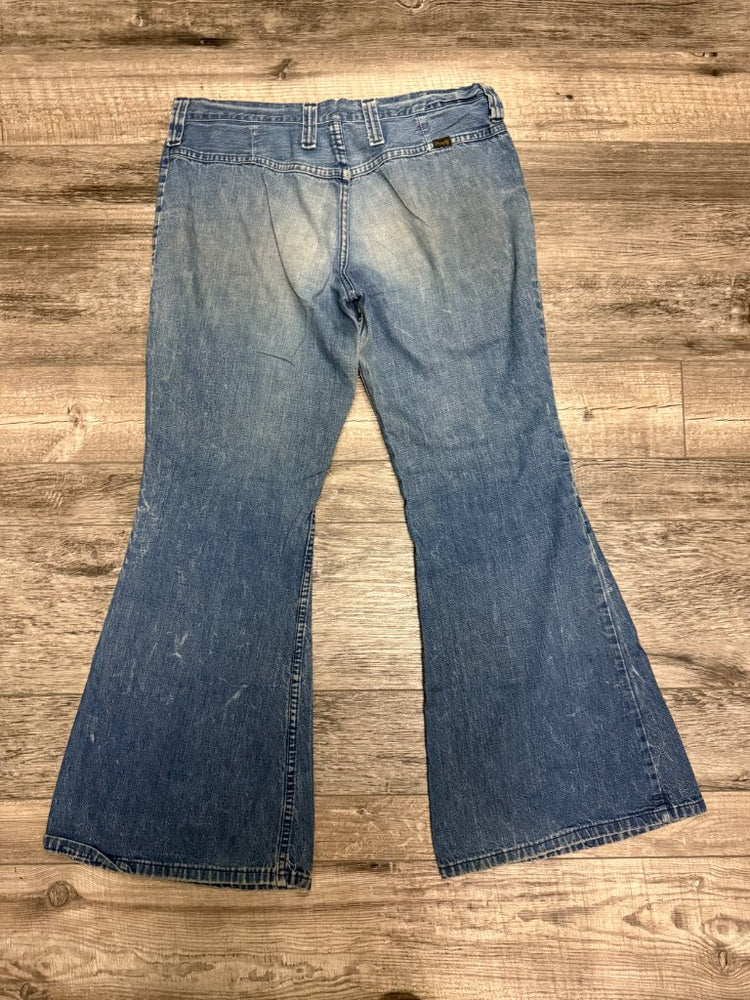 591864