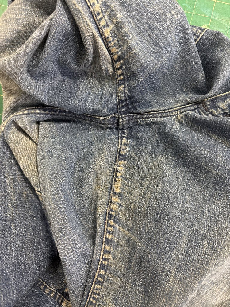 591869