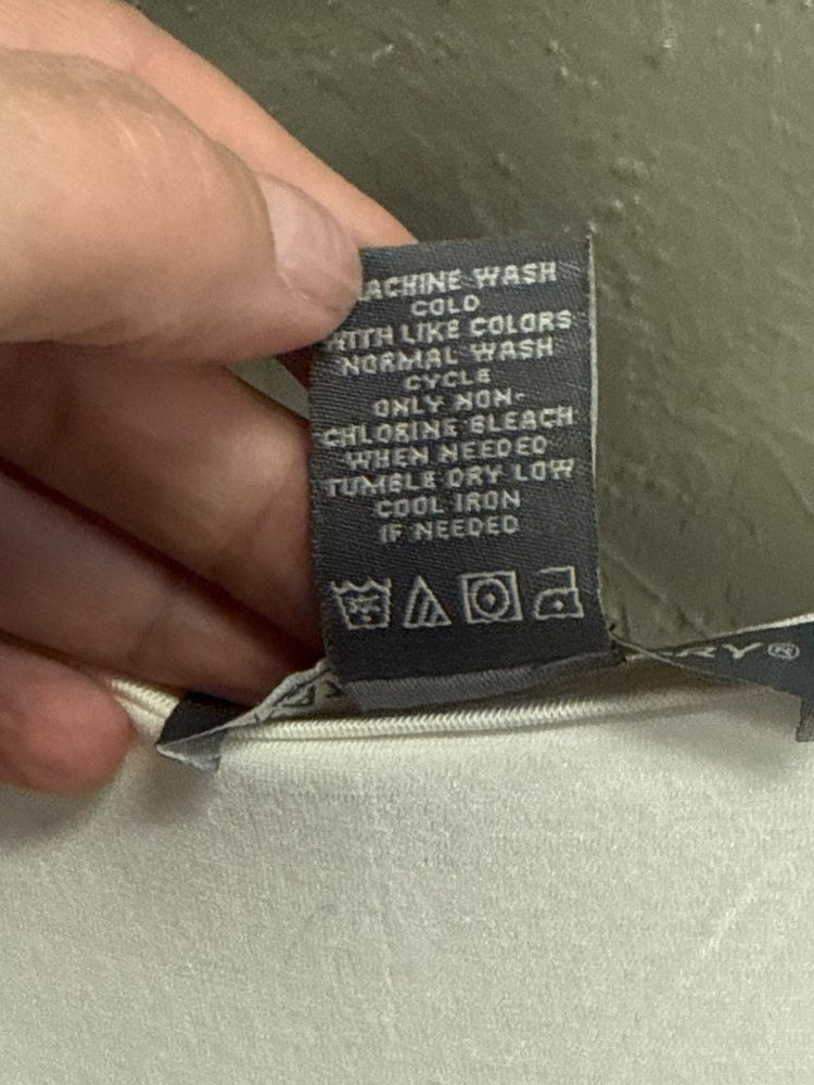 592384
