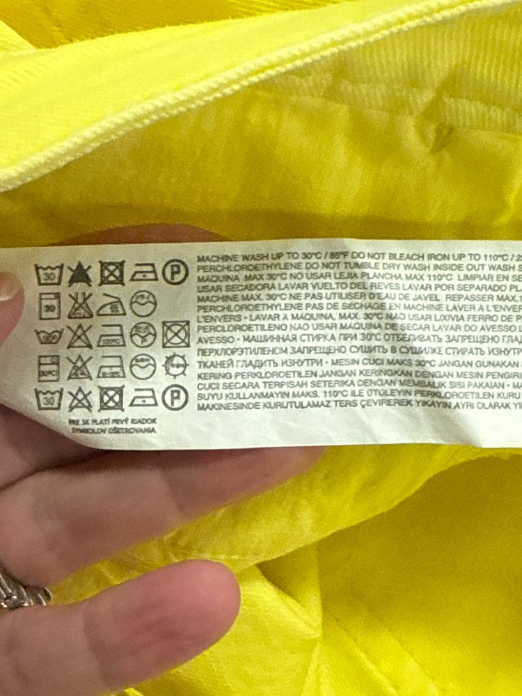 592757