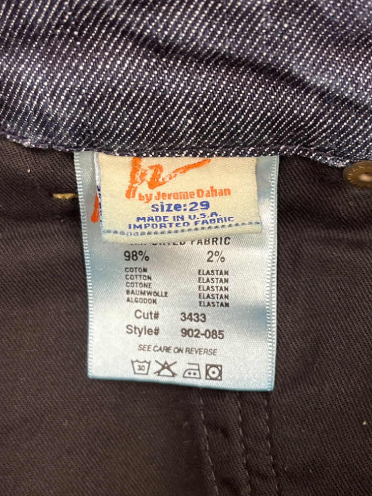 352932