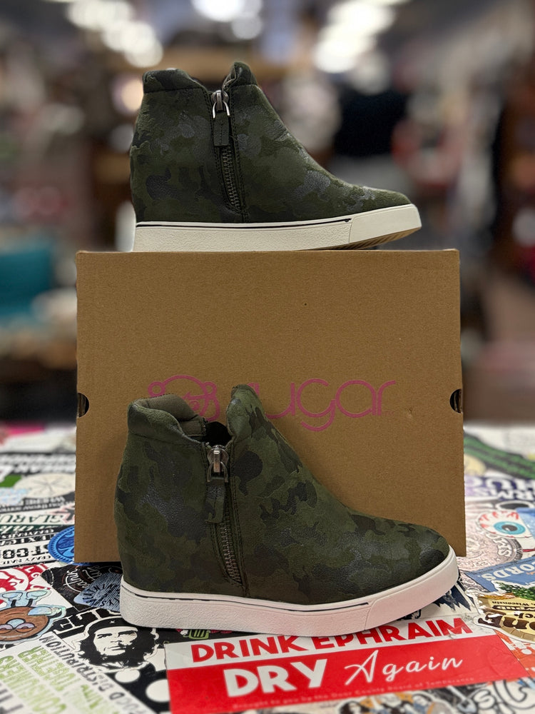 NIB SUGAR CAMO WEDGE SNEAKER