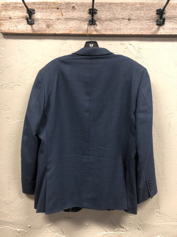 257105