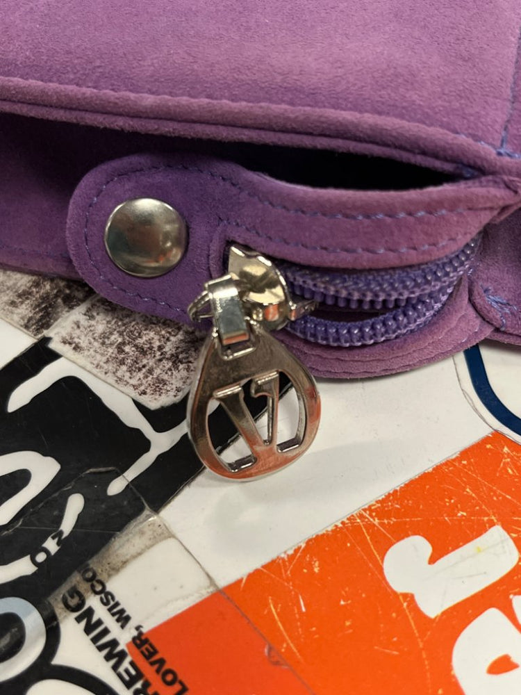 372283