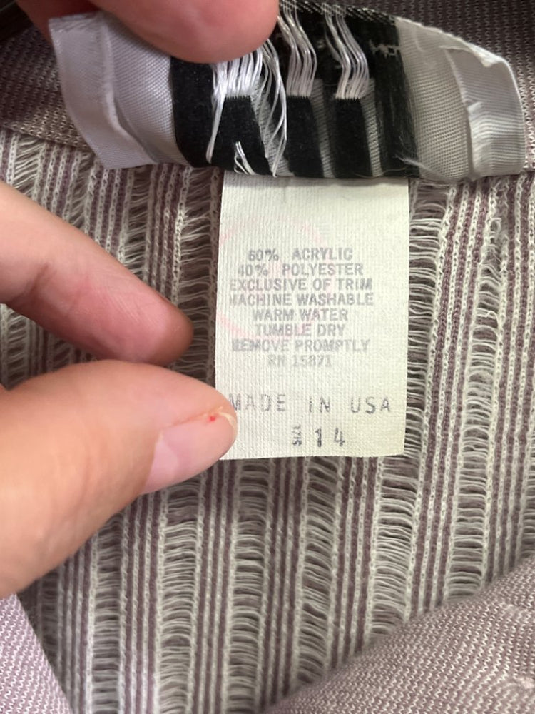 418825