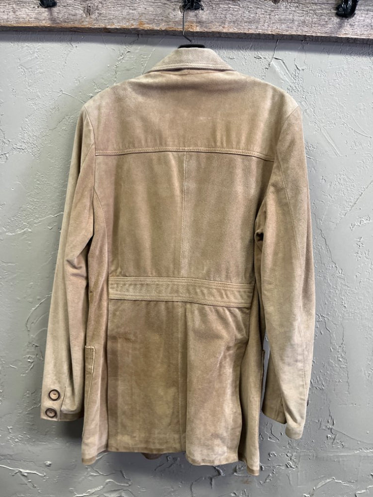 492599