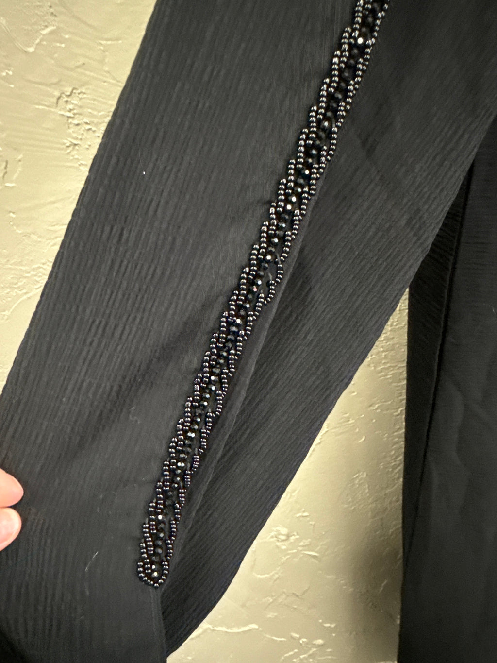 ALMOTAHJEBA BEADED ABAYA