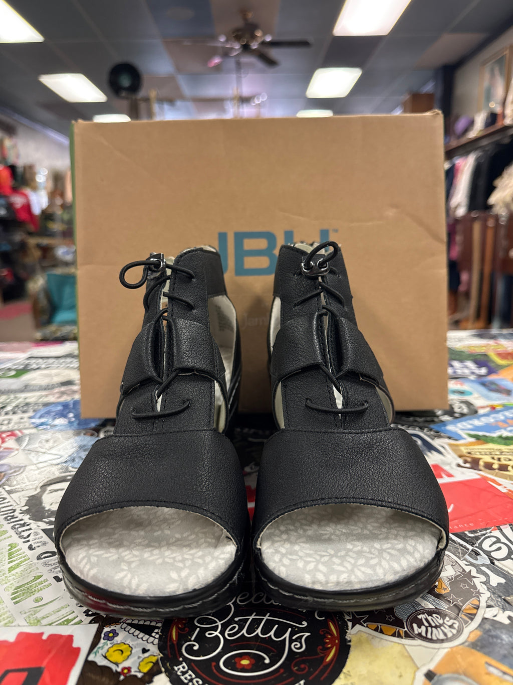 NIB JBU Coco Encore Wedge Sandal (org$79)