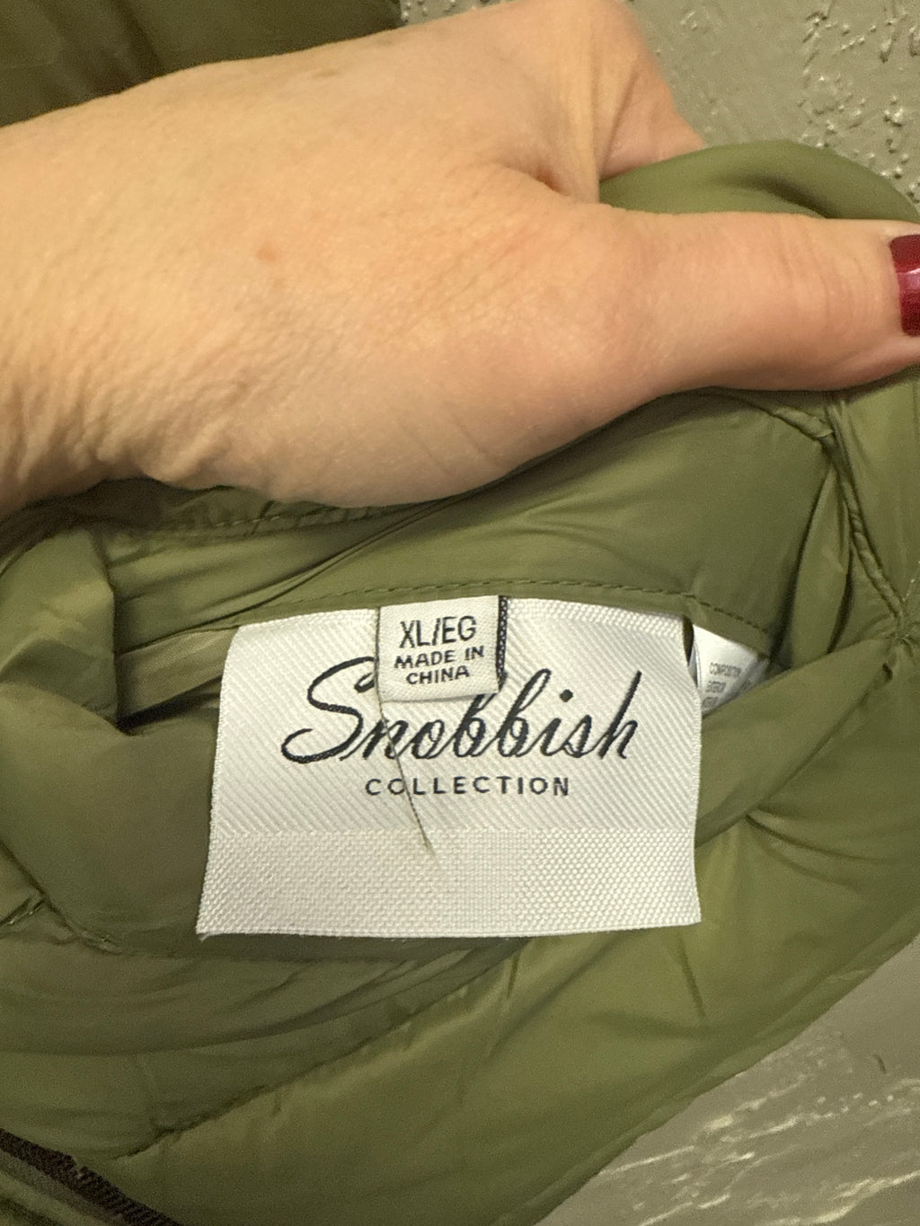 NWT SNOBBISH REVERSIBLE PUFFER VEST
