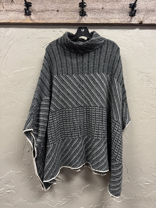 NWOT LANE BRYANT MOCK NECK PONCHO