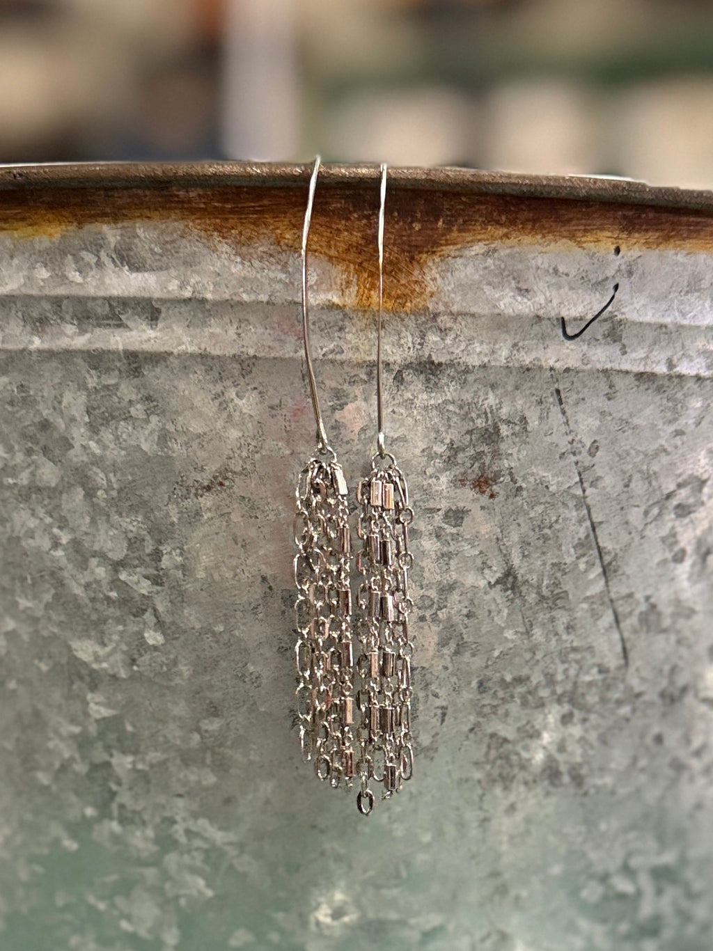 NWOT CHAIN DANGLE EARRINGS