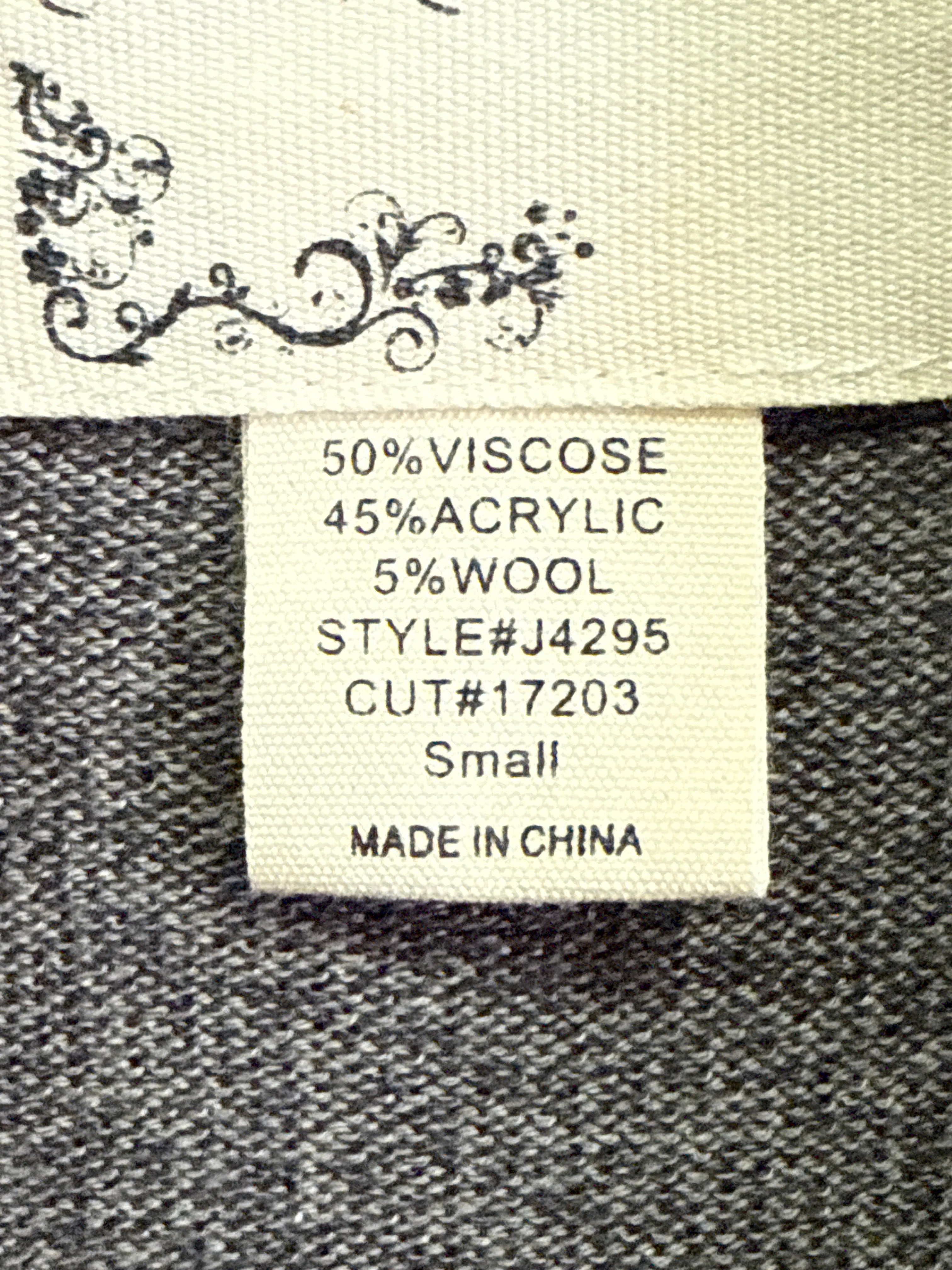 NWT M RENA SWEATER VEST (org$69)