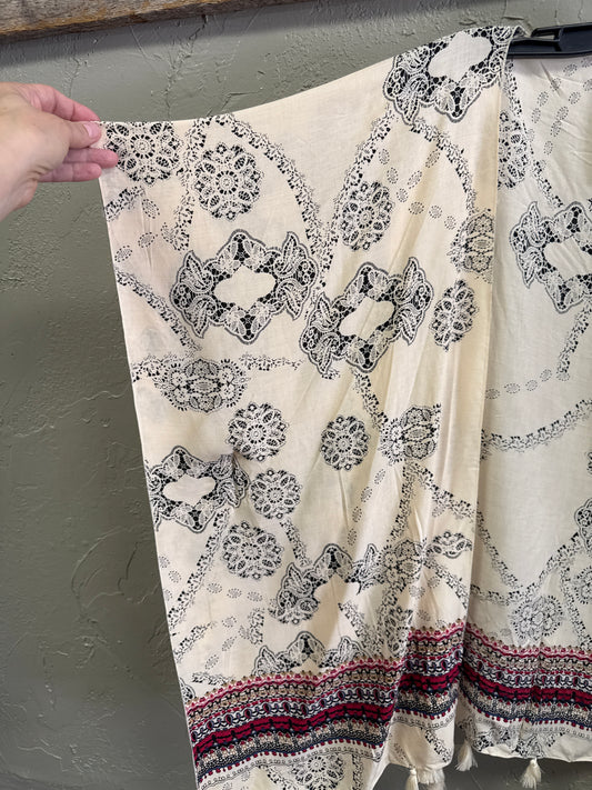 NWT HARVE BENARD KIMONO COVER