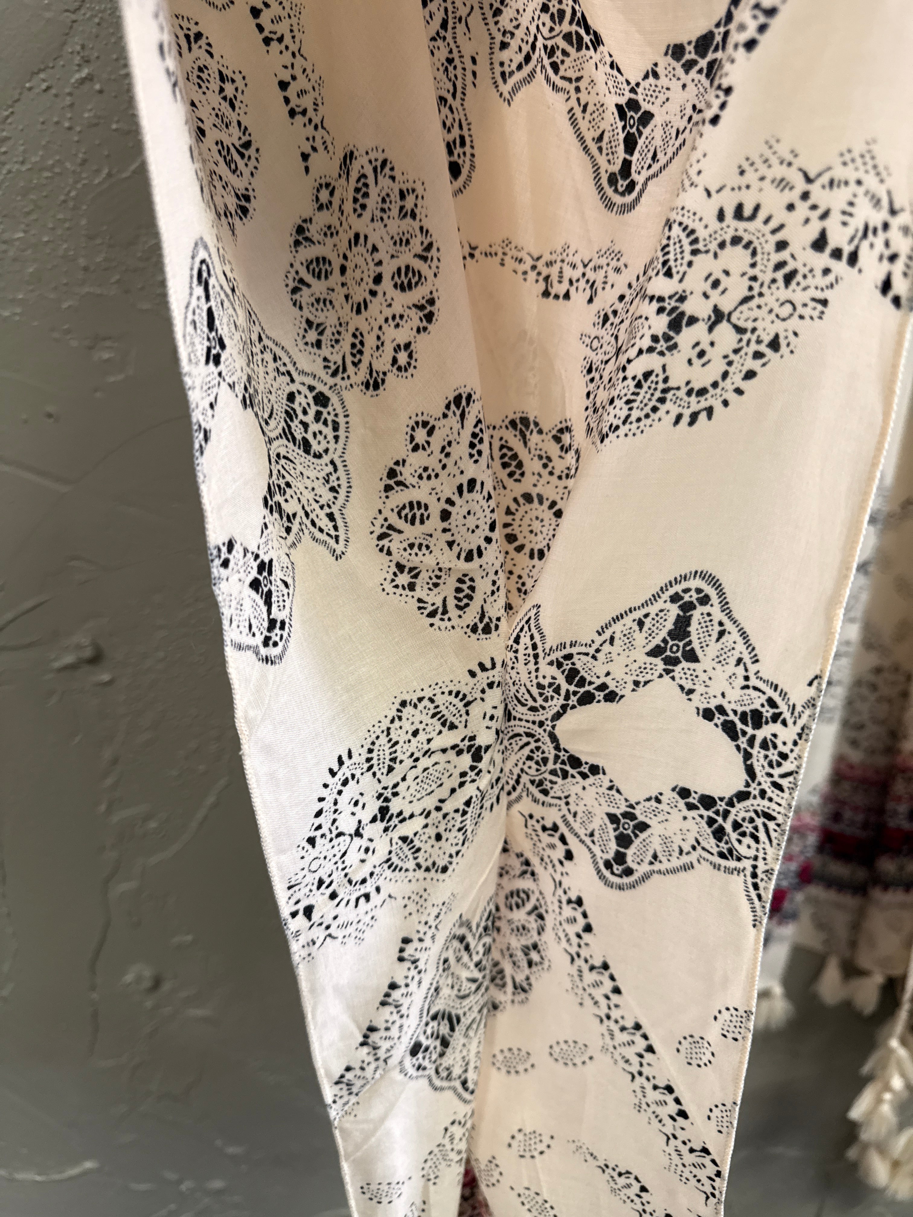 NWT HARVE BENARD KIMONO COVER