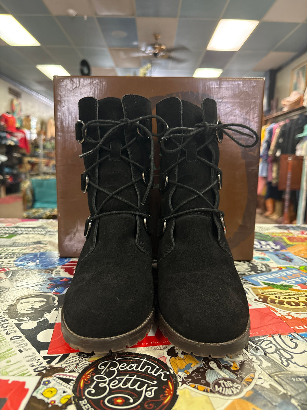 NWOT DibaTrue Wedge Bootie (org$159)