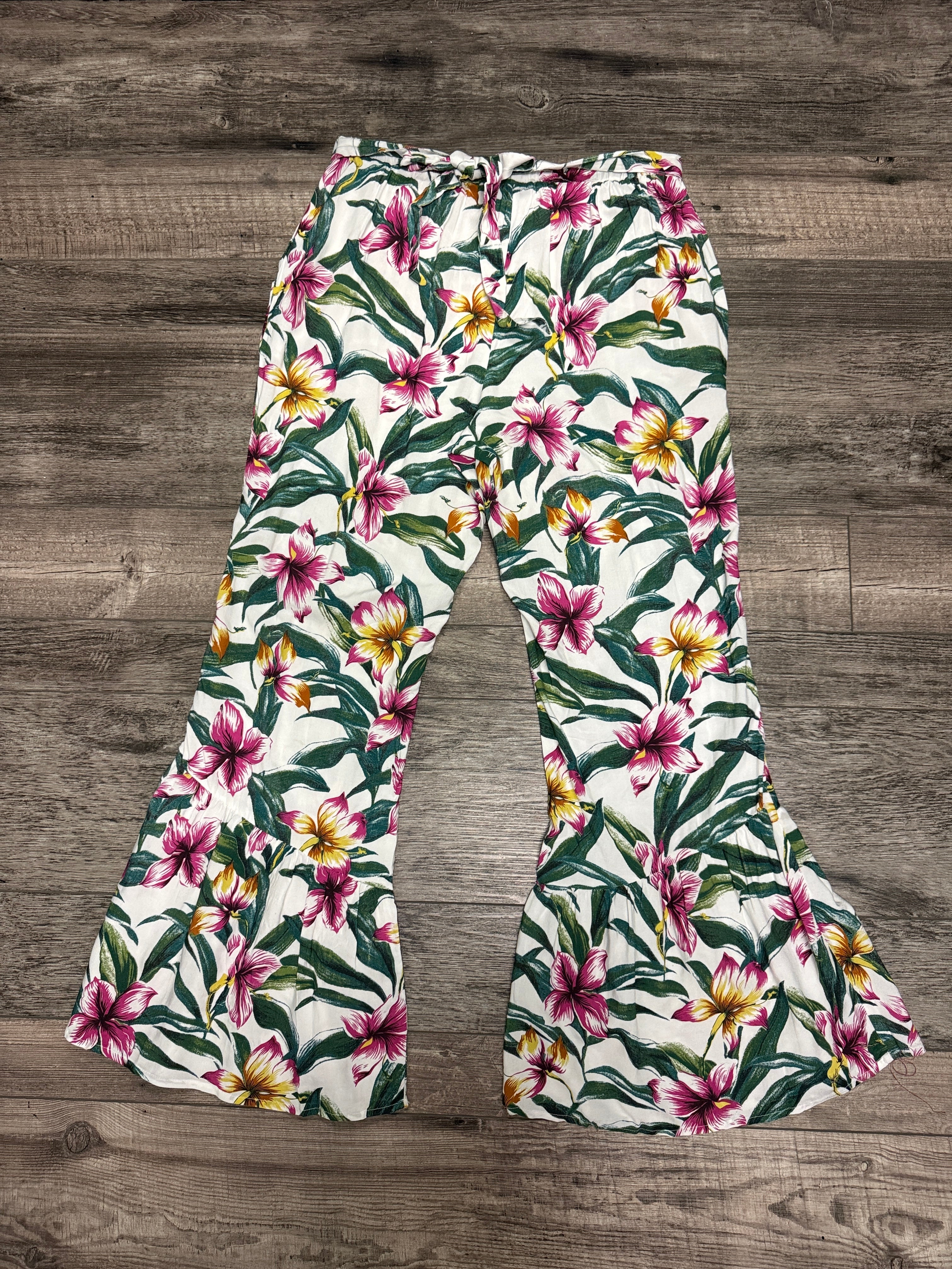 NWT NY&Co Floral Pant (org$60)