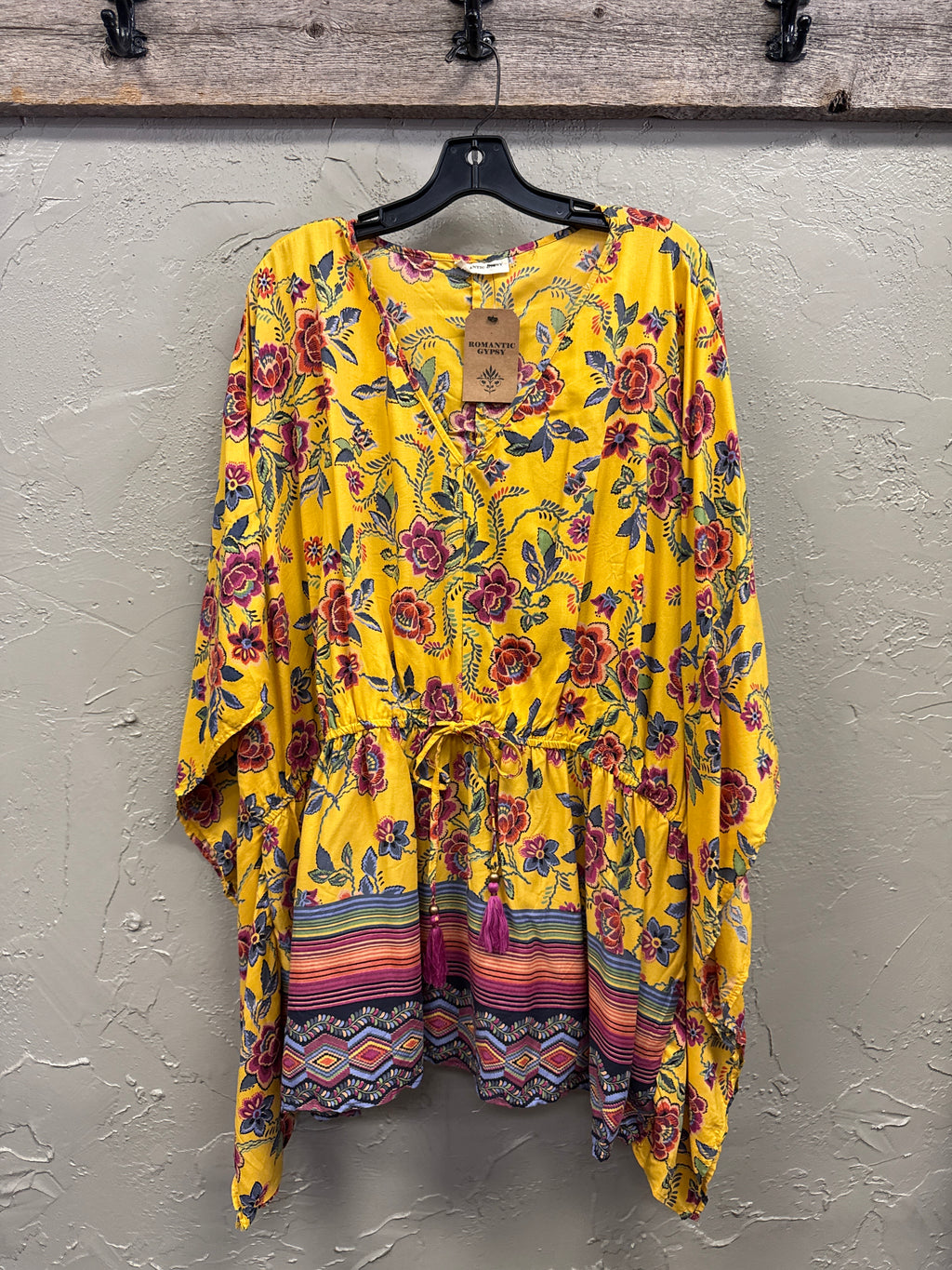 NWT ROMANTIC GYPSY V-NECK TUNIC