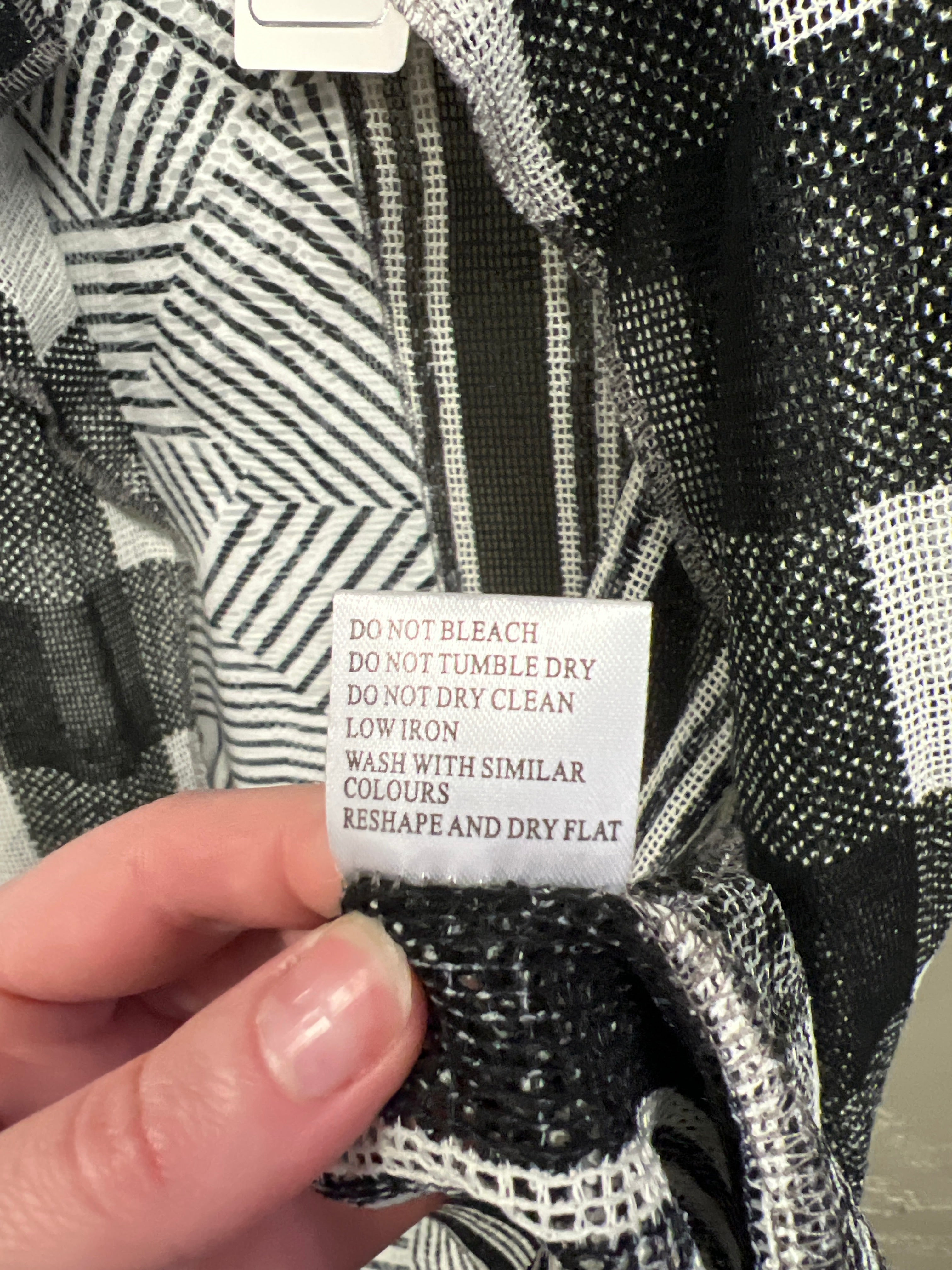 NWT ADORE DUSTER