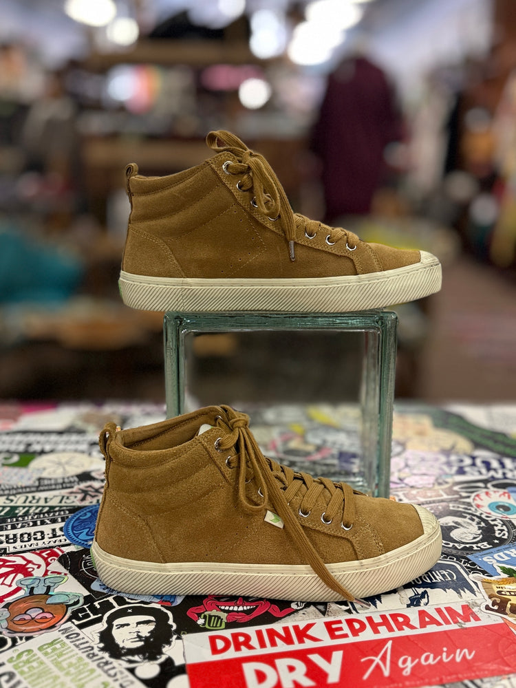 CARIUMA SUEDE HIGH TOPS (org$119)
