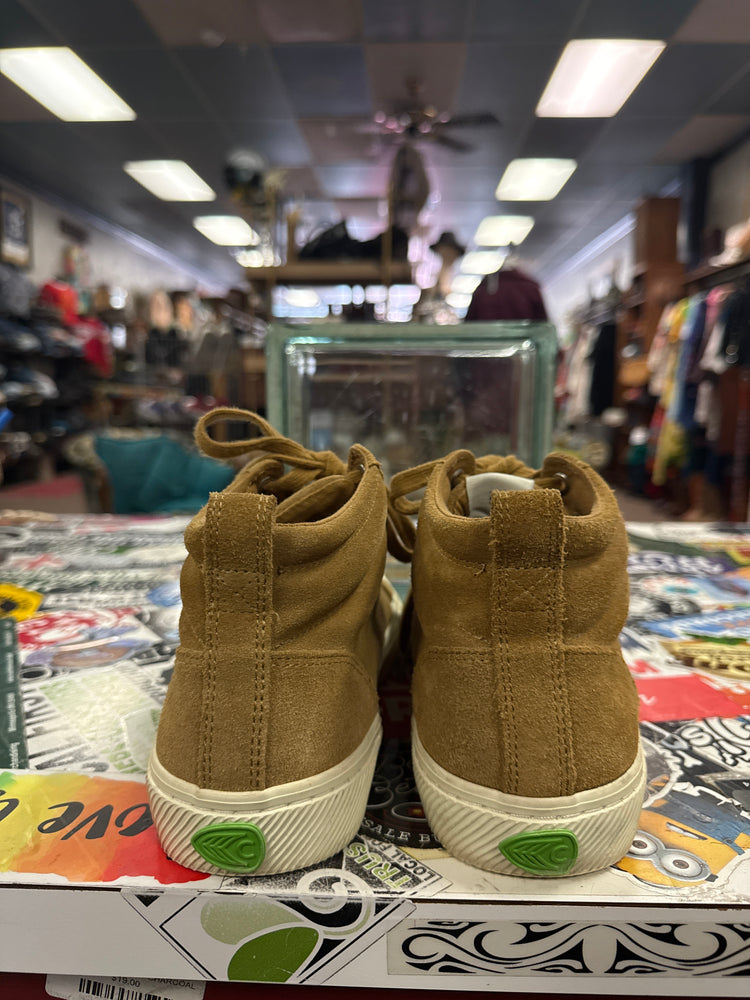 CARIUMA SUEDE HIGH TOPS (org$119)