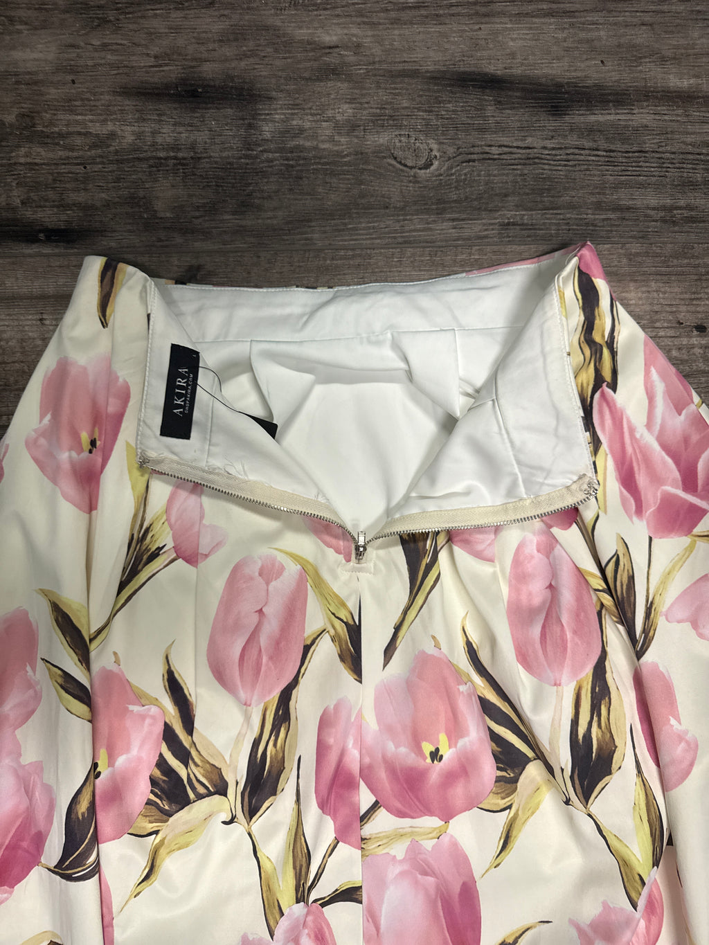 NWT Akria Hi-Lo Floral Skirt (org$60)