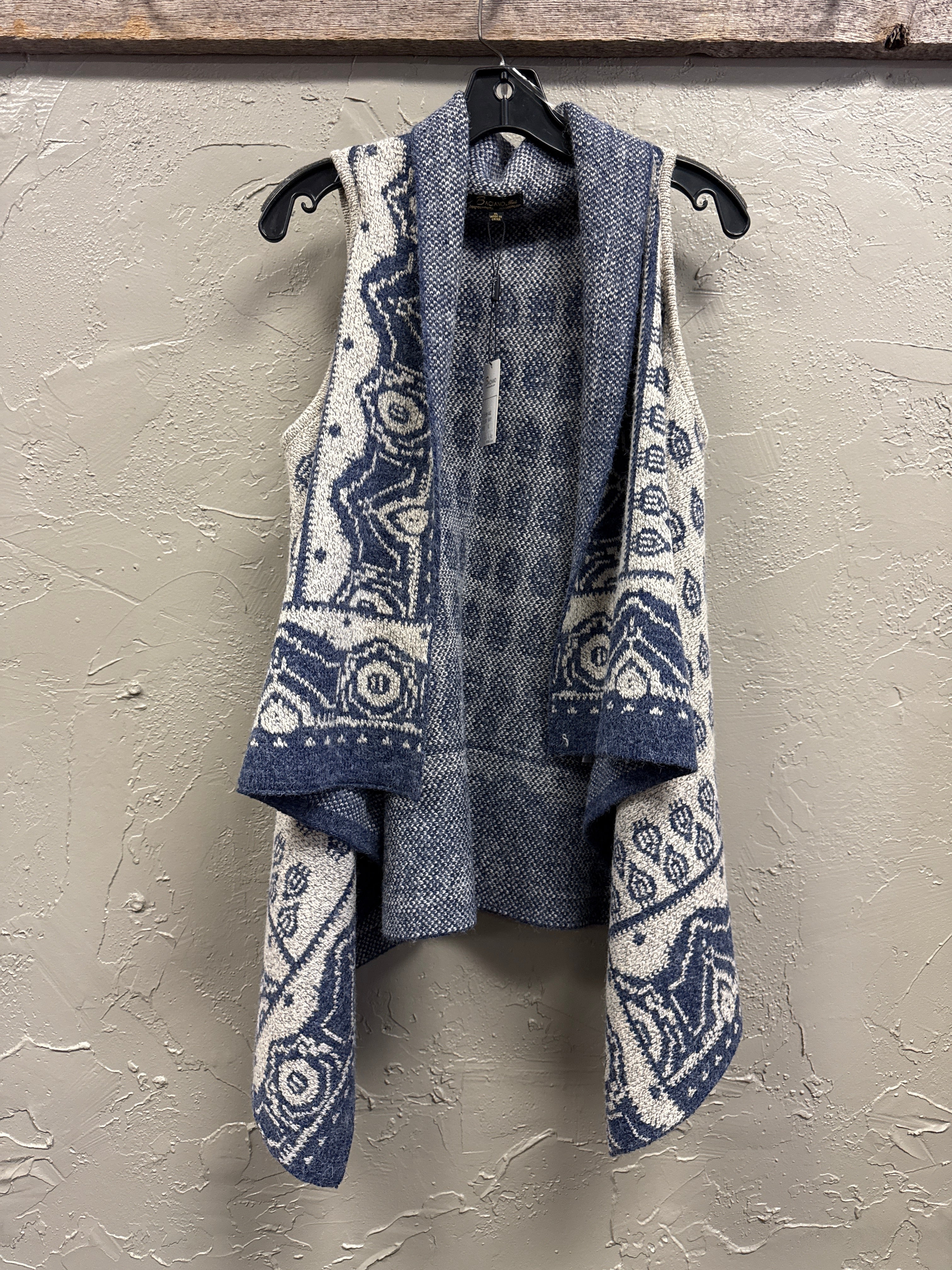 NWT BACIANO KNIT VEST
