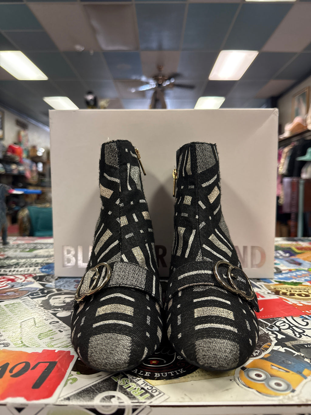 NIB Bleeker & Bond Lacey Ankle Boot