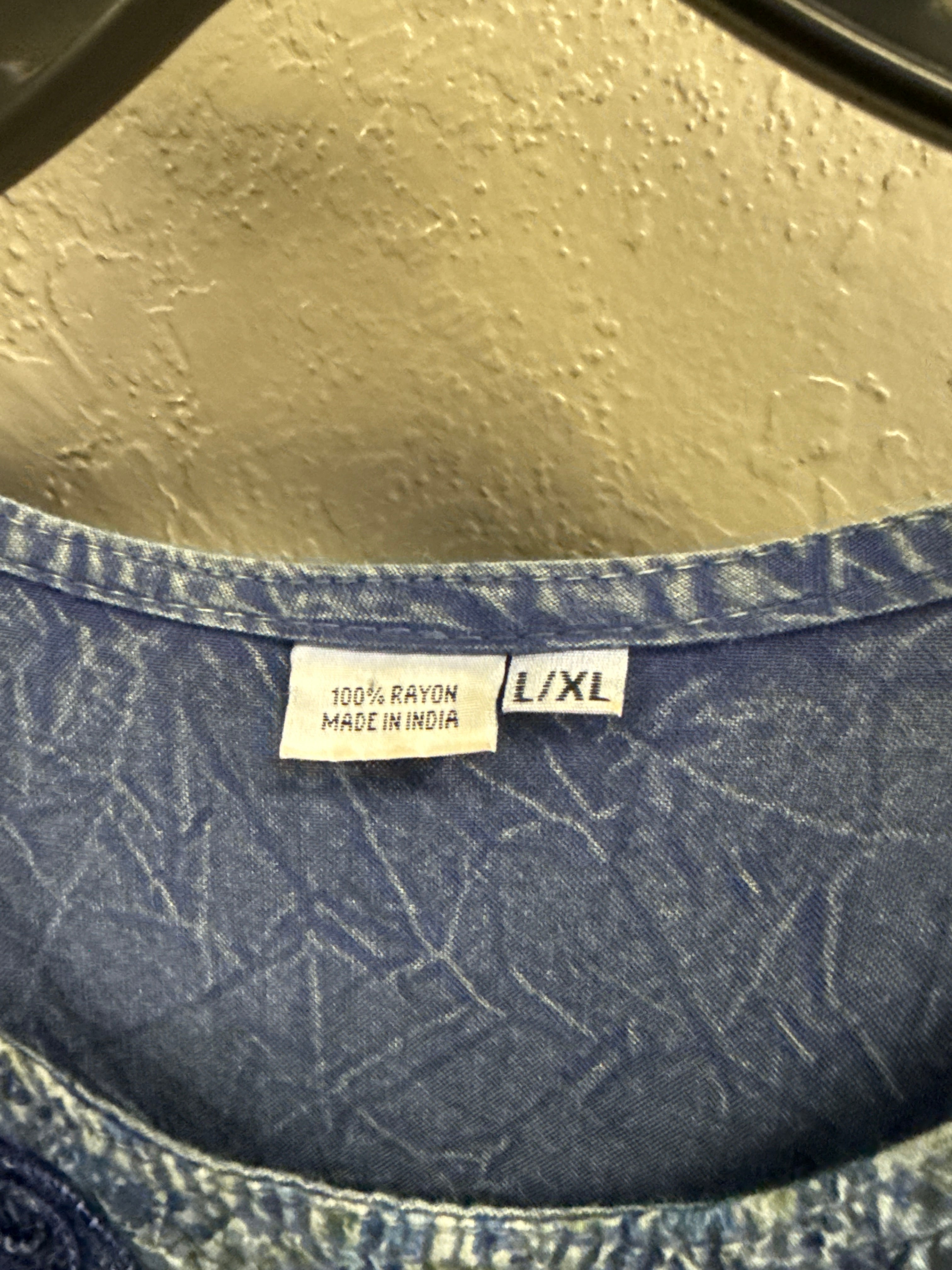 LIGHTWEIGHT RAYON DRESS