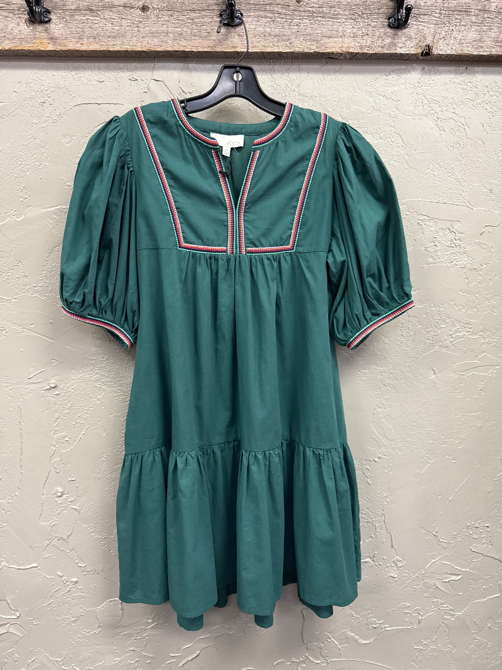 NWT PINCH EMBROIDERED TRIM DRESS (org$76)