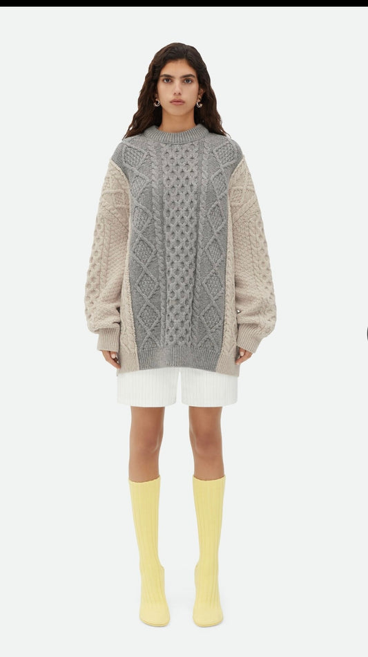 NWT HEM & THREAD SWEATER TUNIC