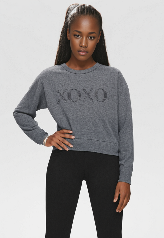 NWOT XOXO CROP PULLOVER