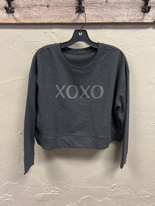 NWOT XOXO CROP PULLOVER